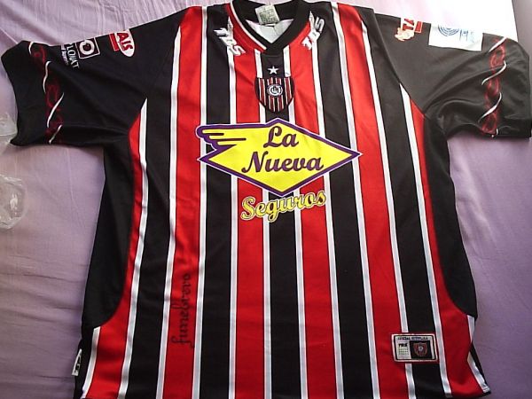 Chacarita Jrs TBS titular 2010 tam XXL (61 x 78)